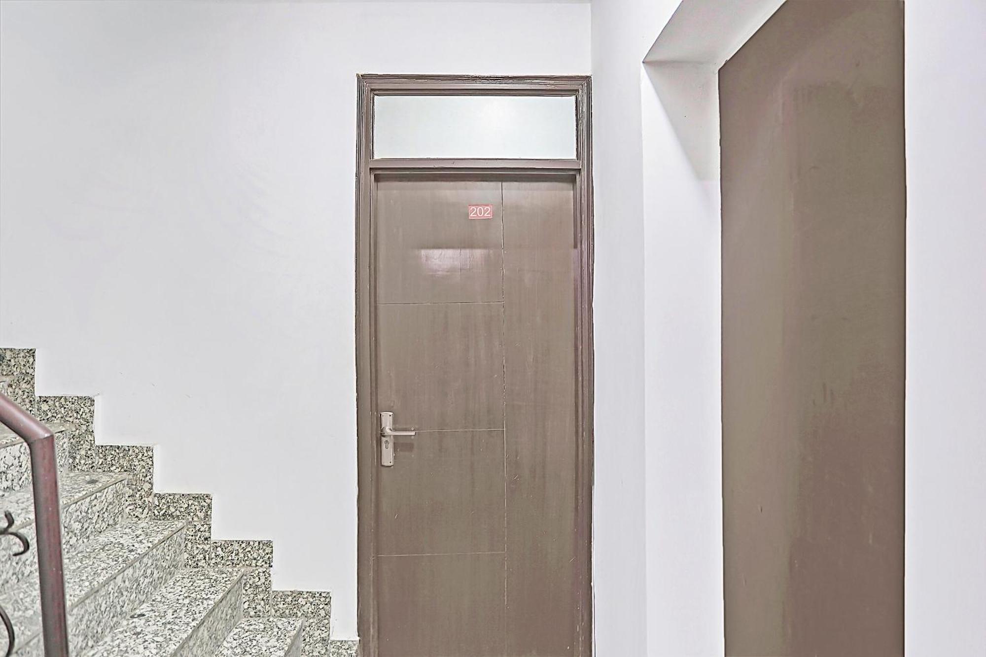 Hotel O Sun Villa New Delhi Exterior foto