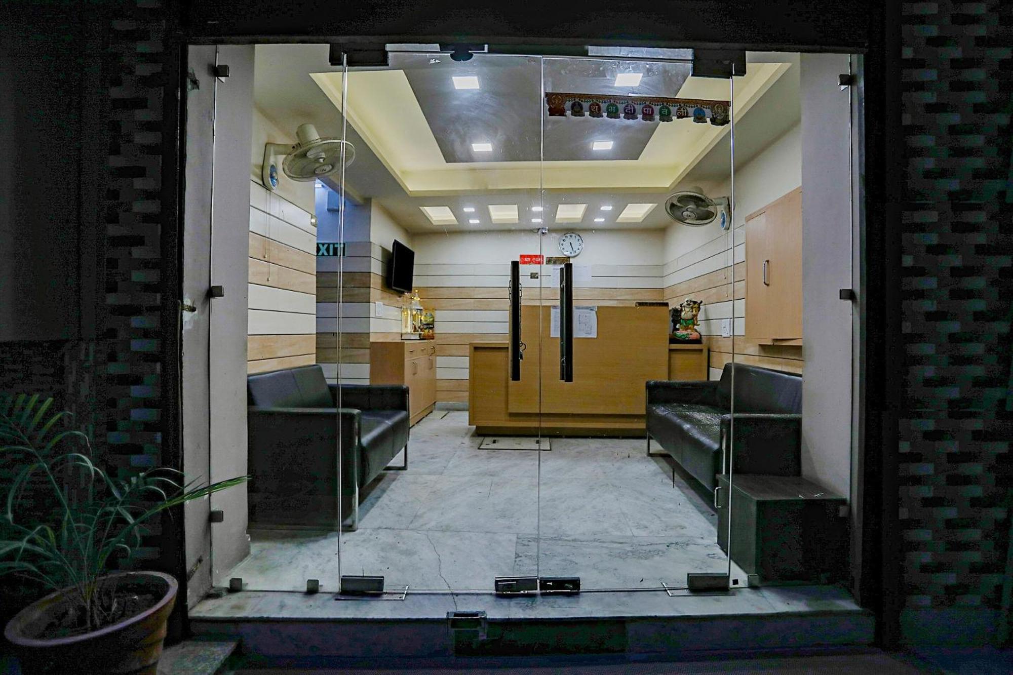 Hotel O Sun Villa New Delhi Exterior foto
