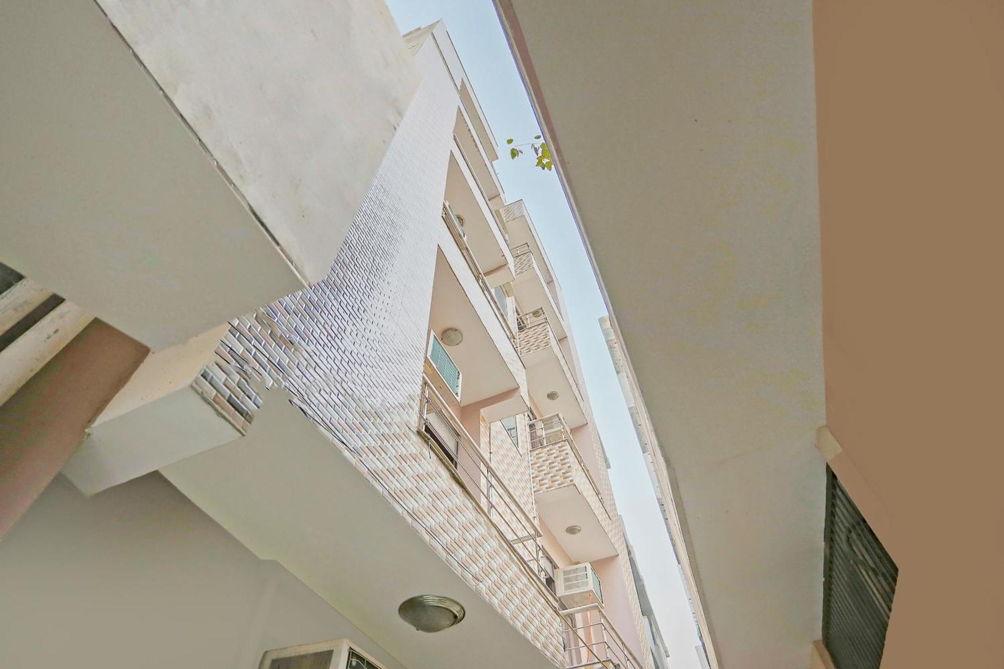 Hotel O Sun Villa New Delhi Exterior foto